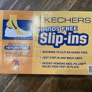 Skechers hands-free slip-ins shoes